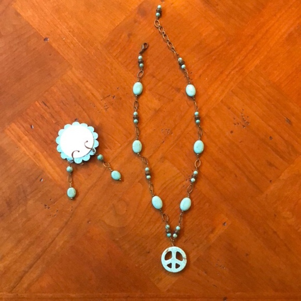 Necklace • Drop Earrings • Turquoise